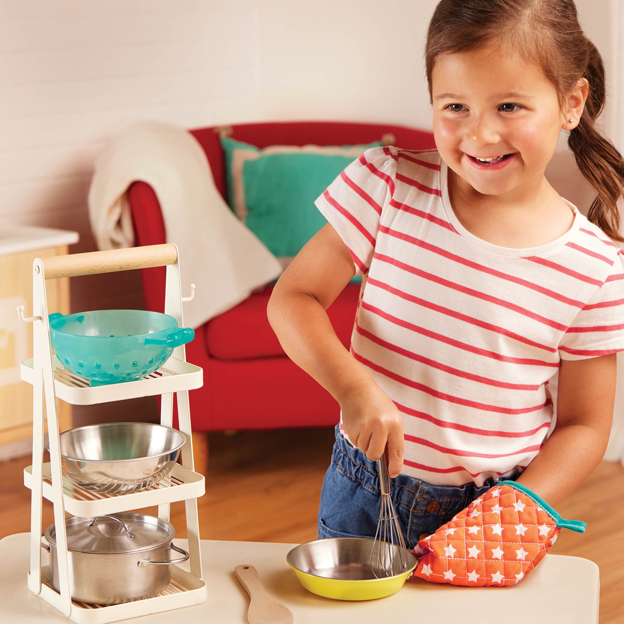 Play kitchen accessories.